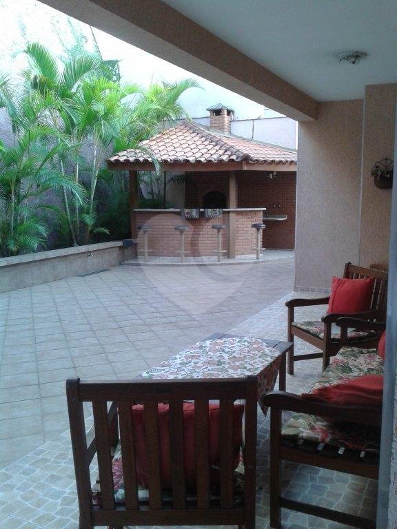 Sobrado à venda com 4 quartos, sendo 3 suítes, em Jardim São Bento, São Paulo, SP