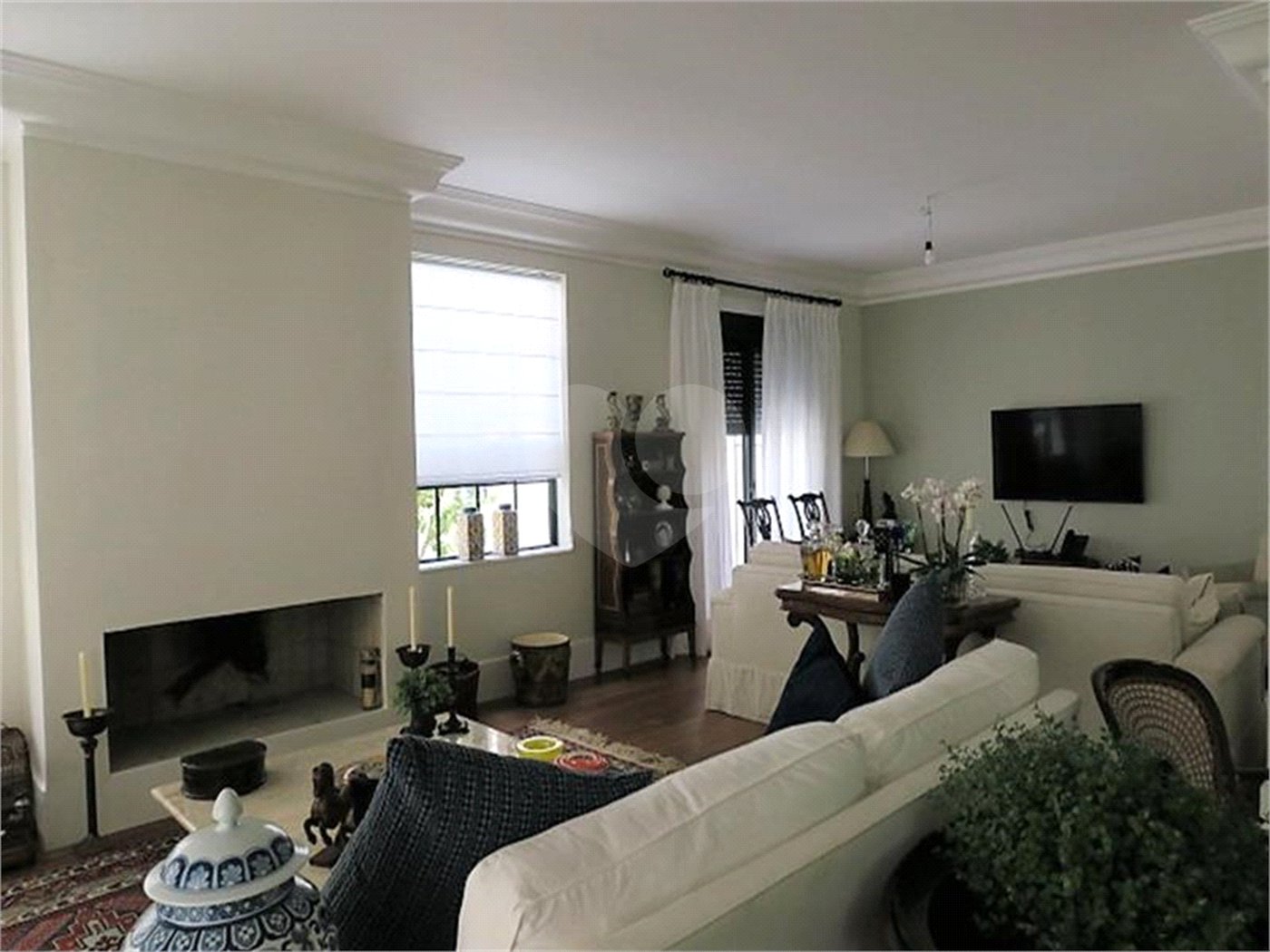 Casa à venda com 3 suítes em Vila Inah, São Paulo, SP