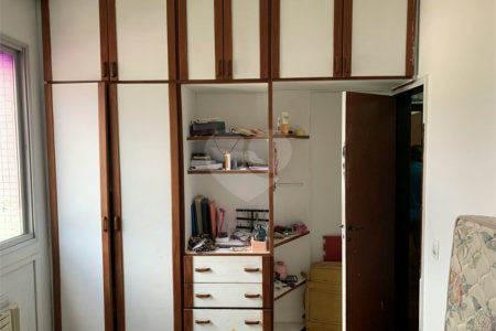 Apartamento à venda com 4 quartos, sendo 1 suíte, em Grajaú, Rio de Janeiro, RJ