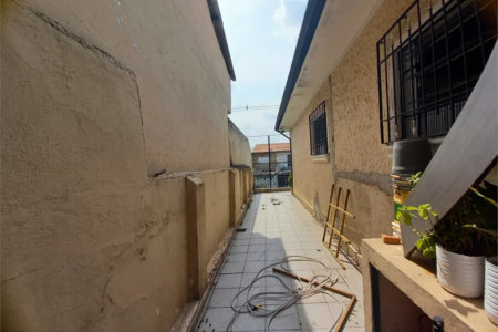Casa Térrea à venda com 5 suítes em Vila Lageado, São Paulo, SP