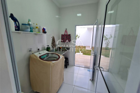 Casa em condomínio à venda ou para alugar com 4 suítes no Centro, Cesário Lange, SP
