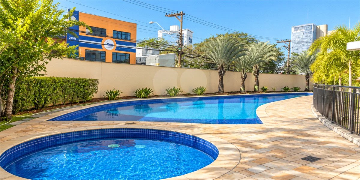 Apartamento de 130 m² no Jardim do Mar, com 3 suítes, 4 banheiros, varanda gourmet, 2 vagas e condomínio completo com piscina aquecida e lazer.