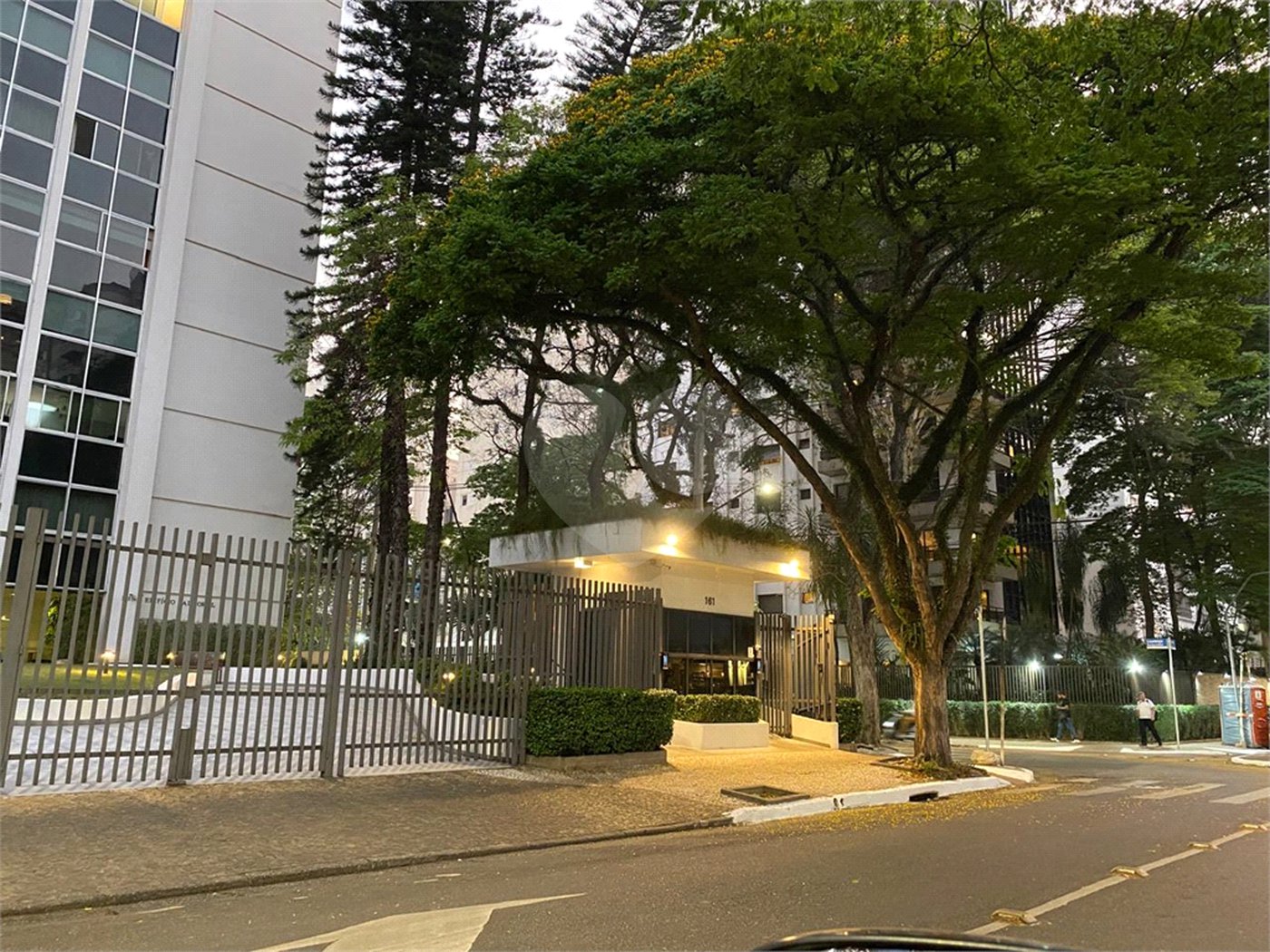 Apartamento à venda com 3 quartos, sendo 1 suíte, em Vila Nova Conceição, São Paulo, SP