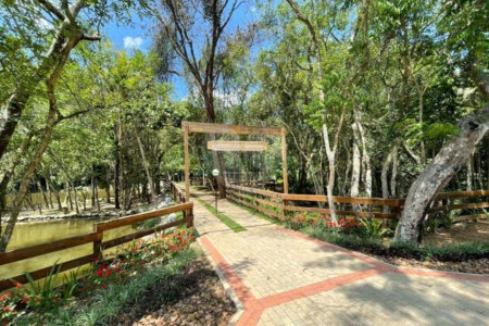 Casa à venda com 4 quartos, sendo 2 suítes,  no condomínio São Paulo Ii, Cotia - SP