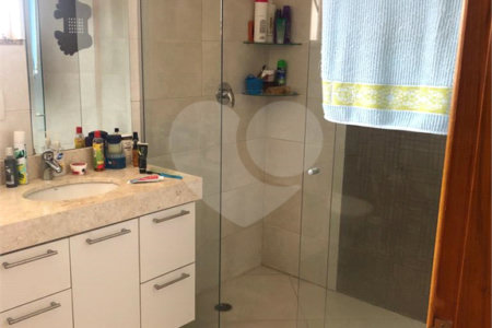 Casa à venda com 3 suítes em Mogi Moderno, Mogi das Cruzes, SP