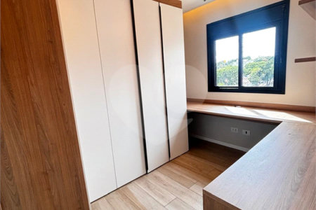 Apartamento à venda com 3 quartos, sendo 1 suíte,  em Jardim Oswaldo Cruz, São José dos Campos, SP