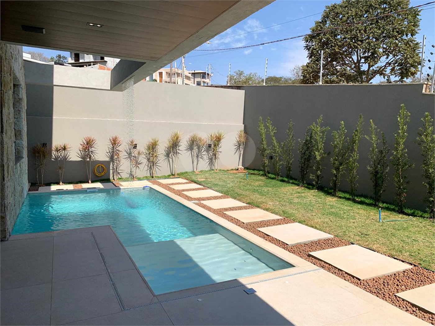 Casa à venda com 4 suítes no condomínio Reserva São Nicolau, Atibaia - SP