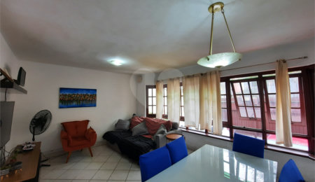 Sobrado à venda com 4 quartos em Brooklin Velho, São Paulo, SP