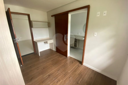 Casa à venda com 4 suítes em Vila Suissa, Mogi das Cruzes, SP