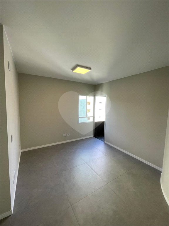Flat à venda com 1 suíte em Liberdade, São Paulo, SP