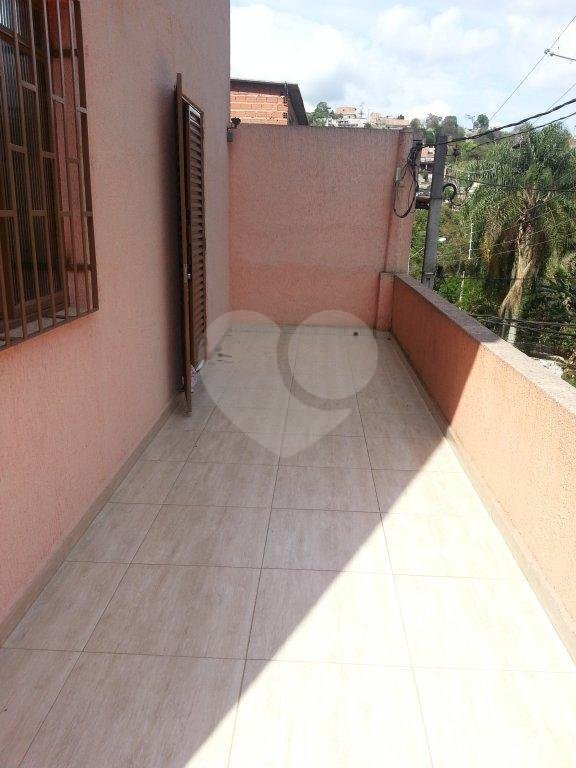 Sobrado à venda com 3 quartos, sendo 2 suítes,  em Jardim Nery, Mairiporã, SP