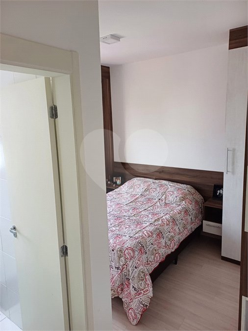 Apartamento à venda com 2 quartos, sendo 1 suíte,  em Parque Santana, Mogi das Cruzes, SP