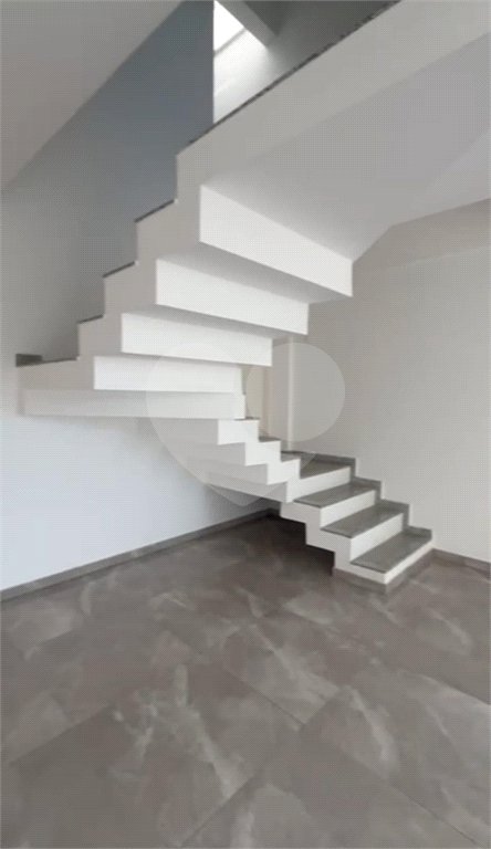 Casa à venda com 4 quartos, sendo 2 suítes, no condomínio Residencial Green Ville, Rio de Janeiro - RJ