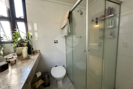 Apartamento à venda com 3 quartos, sendo 1 suíte, em Vila Andrade, São Paulo, SP