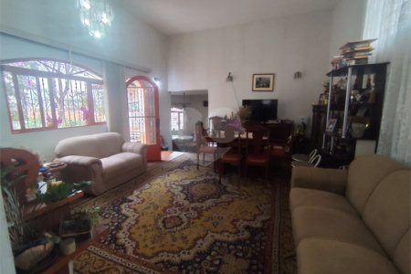 Casa à venda com 4 quartos, sendo 1 suíte, em Tucuruvi, São Paulo, SP