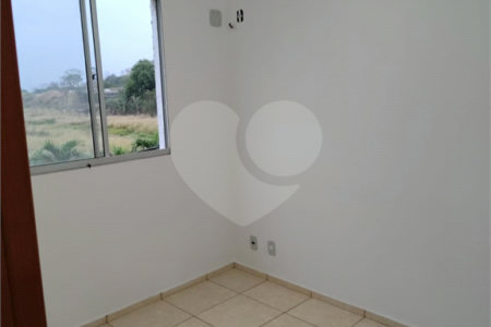 Apartamento à venda com 2 quartos em Santa Cruz, Rio de Janeiro, RJ