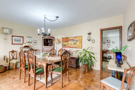 Apartamento à venda com 4 quartos, sendo 1 suíte,  em Chácara Santo Antônio, São Paulo, SP