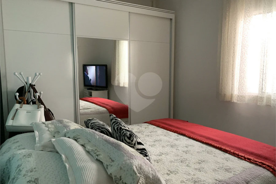 Sobrado à venda com 3 quartos em Vila Guilherme, São Paulo, SP