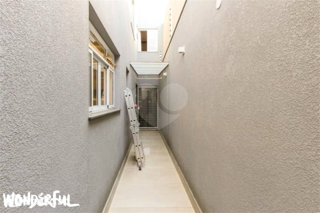 Casa à venda com 3 quartos, sendo 1 suíte, no condomínio Casa Térrea, São Paulo - SP