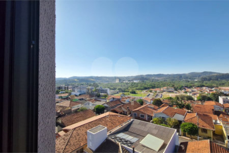 Apartamento à venda com 2 quartos, sendo 1 suíte, no Centro, Atibaia, SP
