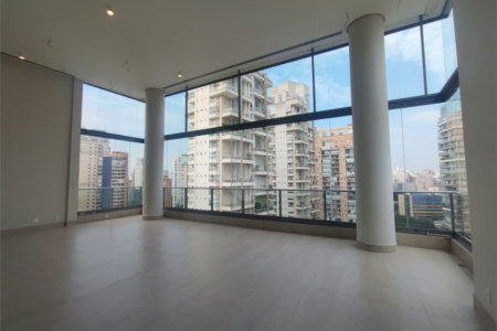 Cobertura à venda com 3 suítes em Vila Nova Conceição, São Paulo, SP