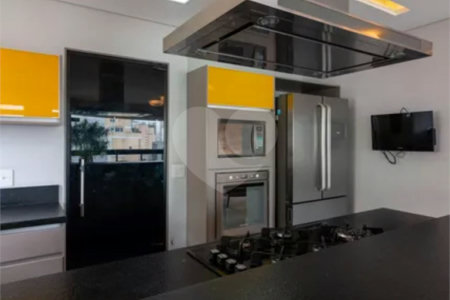 Cobertura à venda com 3 suítes em Vila Olímpia, São Paulo, SP