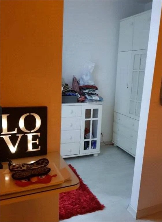 Sobrado à venda com 4 quartos, sendo 2 suítes, em Jardim Leonor, São Paulo, SP