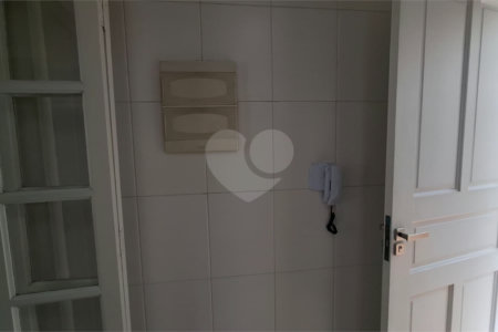 Casa à venda com 2 suítes no condomínio Village Palmas, São Paulo - SP