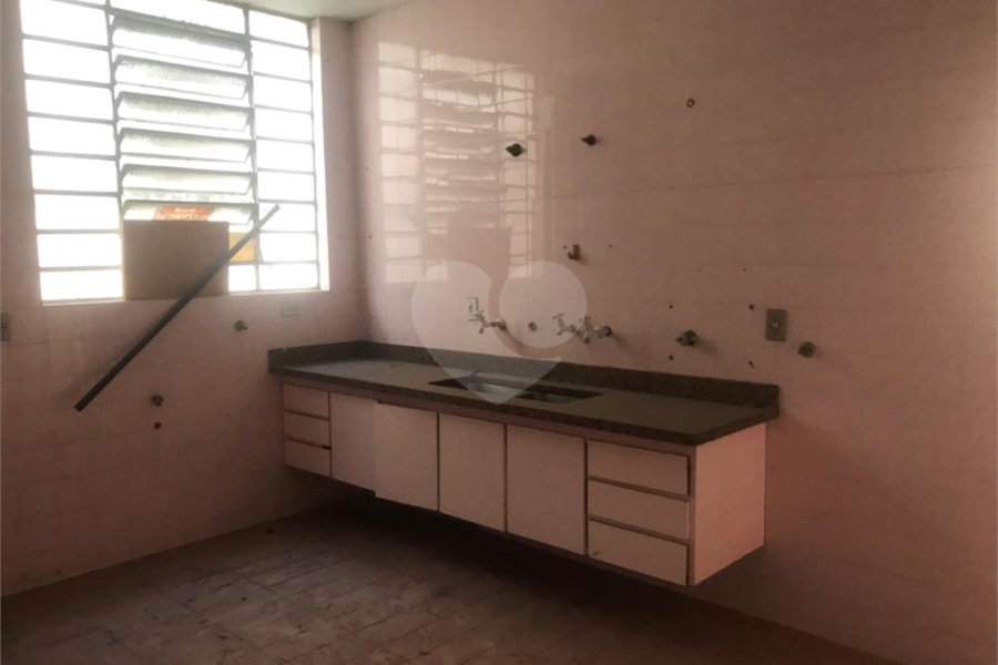 Sobrado à venda com 4 quartos, sendo 2 suítes, em Santana, São Paulo, SP