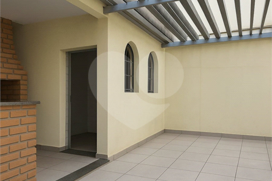 Sobrado à venda com 3 quartos, sendo 1 suíte, em Tremembé, São Paulo, SP