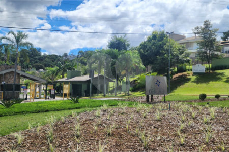 Casa à venda ou para alugar com 4 suítes no condomínio Residencial Delle Stelle, Louveira - SP