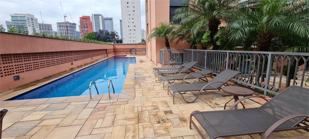 Apartamento para alugar com 3 quartos, sendo 1 suíte, em Chácara Santo Antônio, São Paulo, SP