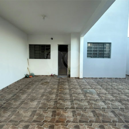 Sobrado à venda com 4 quartos, sendo 1 suíte, em Jardim Wanel Ville V, Sorocaba, SP