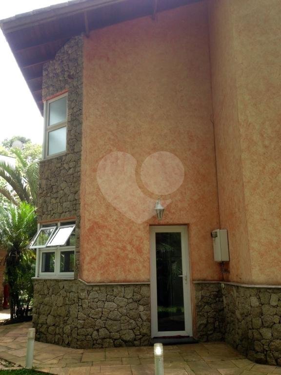 Casa à venda com 4 quartos, sendo 1 suíte, em Samambaia, Mairiporã, SP