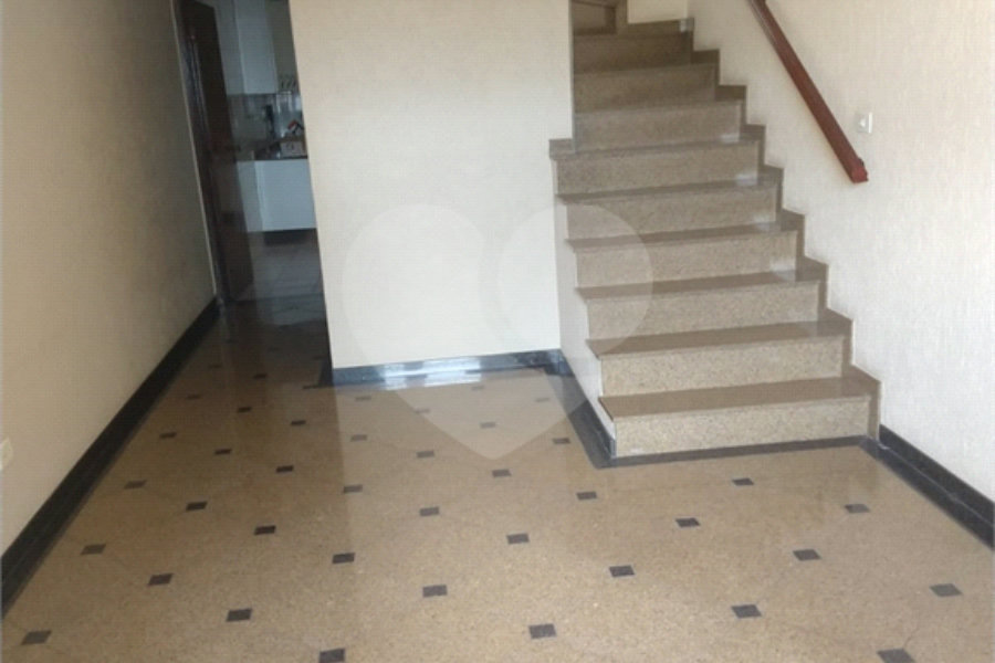Sobrado à venda com 3 quartos, sendo 1 suíte, em Tucuruvi, São Paulo, SP