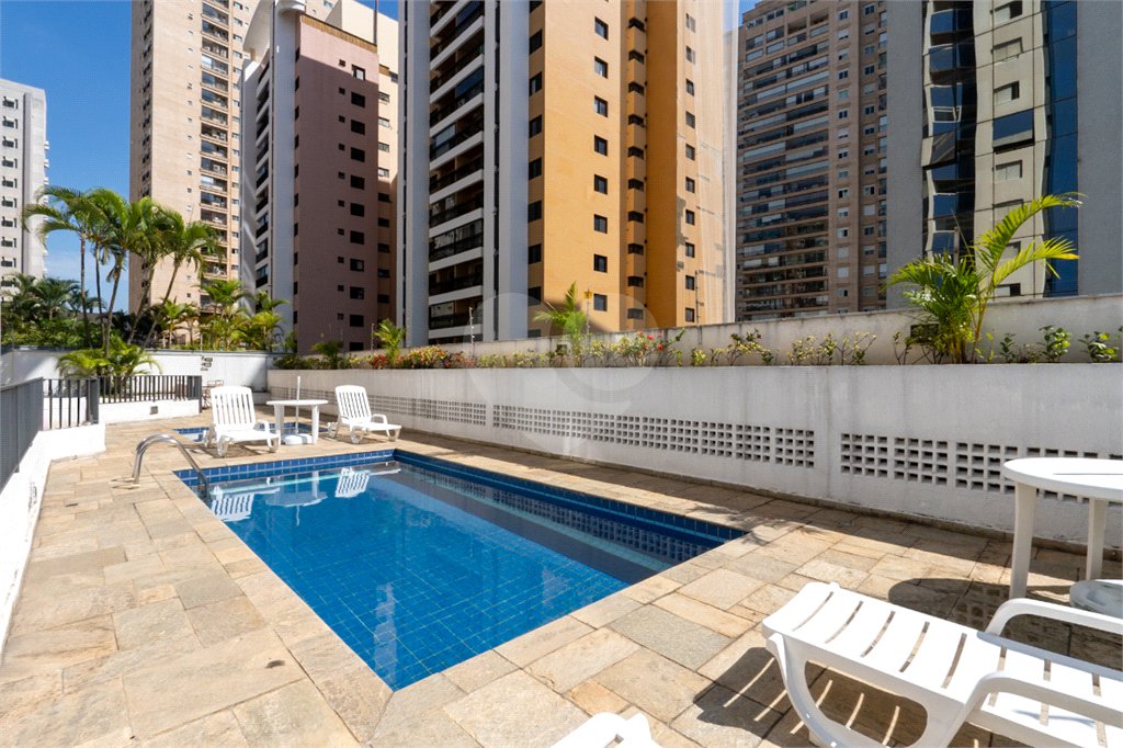 Apartamento à venda com 2 suítes em Brooklin, São Paulo, SP
