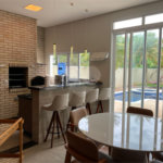 Casa à venda com 4 suítes no condomínio Basel, Campinas - SP