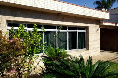 Casa à venda com 3 quartos, sendo 1 suíte, em Jardim Japão, São Paulo, SP