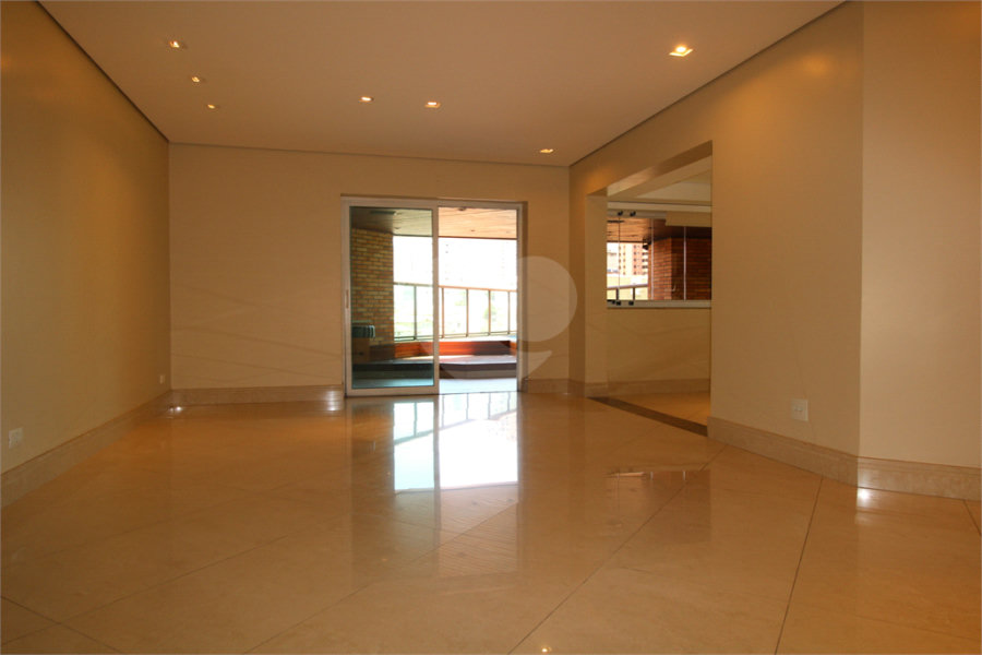 Apartamento à venda com 4 suítes em Santana, São Paulo, SP