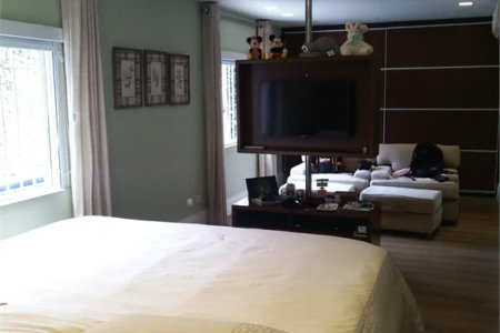 Casa à venda com 4 quartos, sendo 3 suítes, em Vila Tramontano, São Paulo, SP