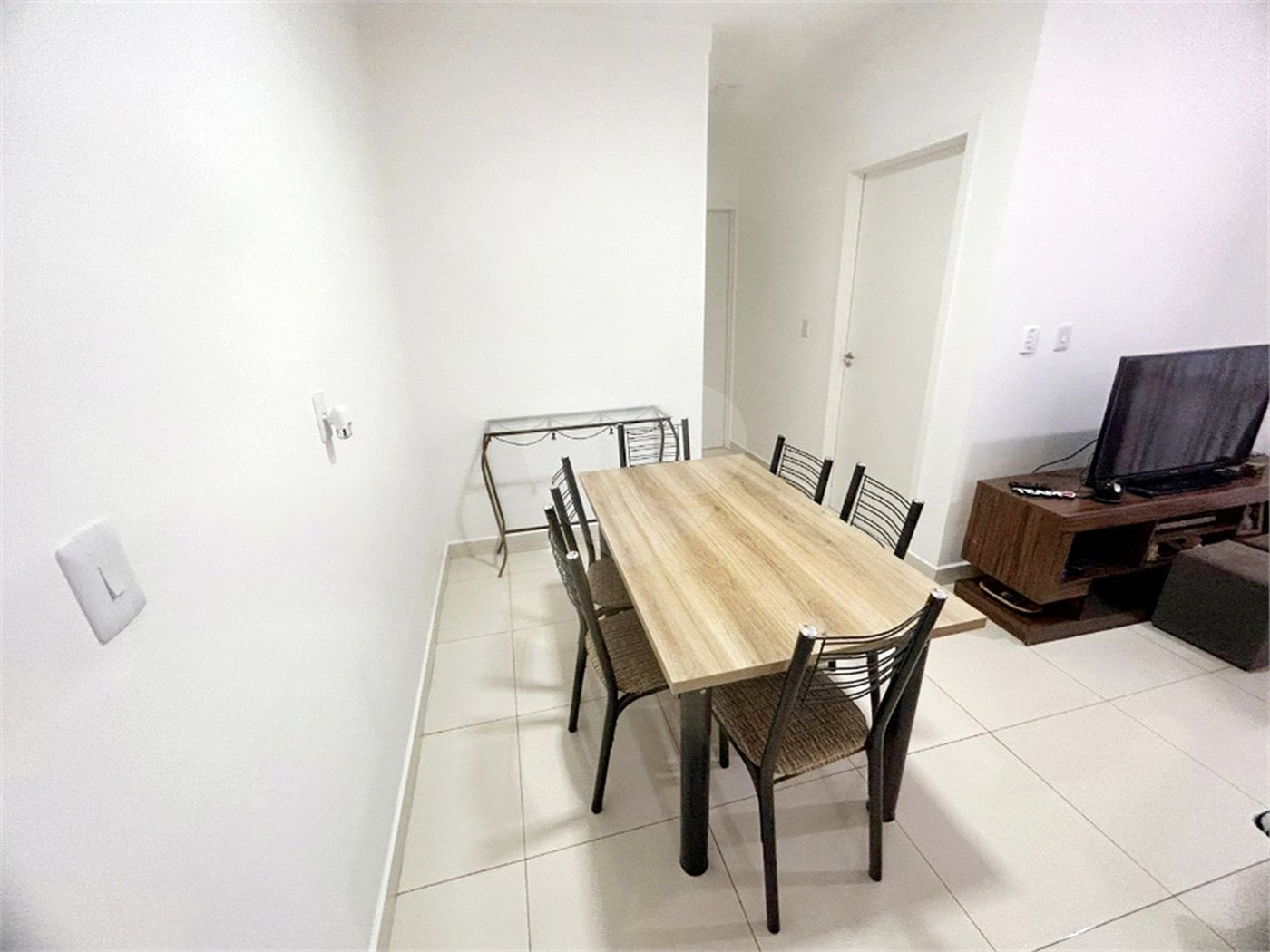 Apartamento à venda com 2 quartos, sendo 1 suíte,  em Jardim Manoel Penna, Ribeirão Preto, SP