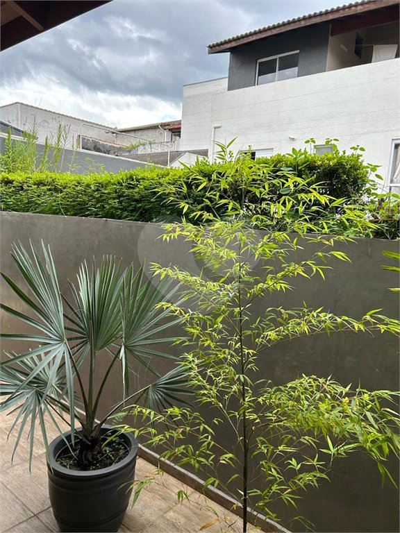 Casa à venda com 3 quartos, sendo 1 suíte,  em Vila Vitória, Mogi das Cruzes, SP