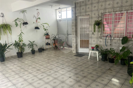 Sobrado à venda com 4 quartos, sendo 2 suítes, em Vila Ruth, Poá, SP