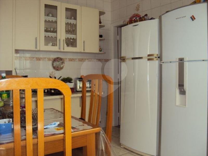 Sobrado à venda com 8 quartos em Vila Medeiros, São Paulo, SP