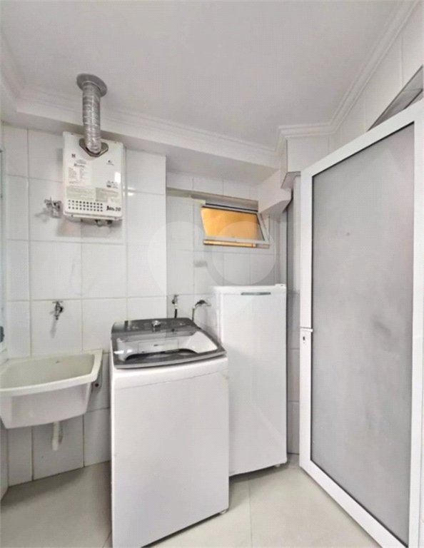 Apartamento à venda com 3 quartos, sendo 1 suíte, em Riviera de São Lourenço, Bertioga, SP