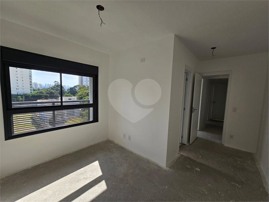 Apartamento à venda com 3 quartos, sendo 1 suíte, em Alto da Boa Vista, São Paulo, SP