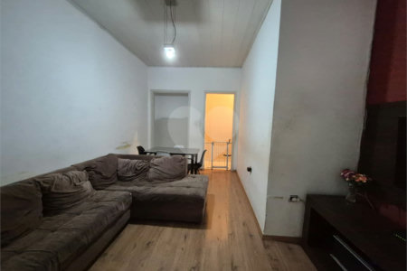 Sobrado à venda com 4 quartos, sendo 2 suítes, em Vila Romana, São Paulo, SP