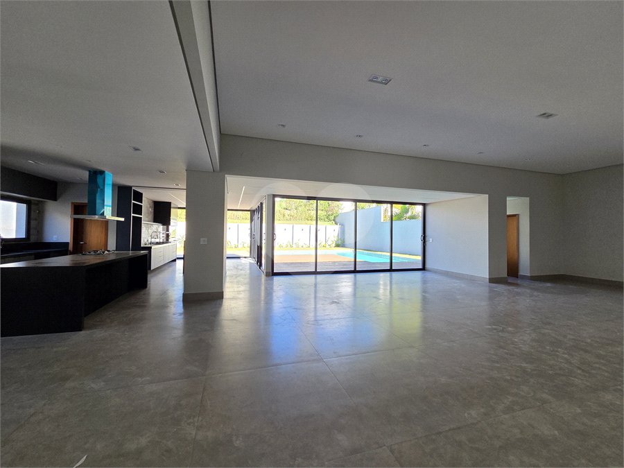 Casa à venda com 5 suítes no condomínio Fazenda Imperial, Sorocaba - SP