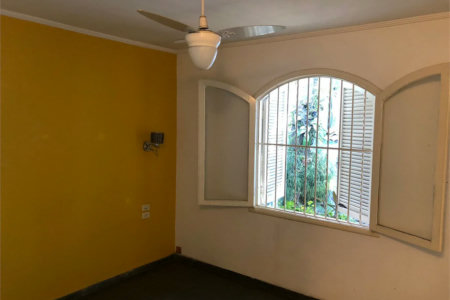 Casa Térrea à venda com 4 quartos, sendo 2 suítes,  em Jardim das Bandeiras, São Paulo, SP