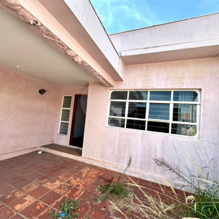 Casa à venda com 3 quartos, sendo 1 suíte, no Centro, Itapetininga, SP